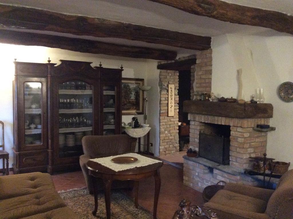 Pensjonat Casa Giuliana Calosso Zewnętrze zdjęcie