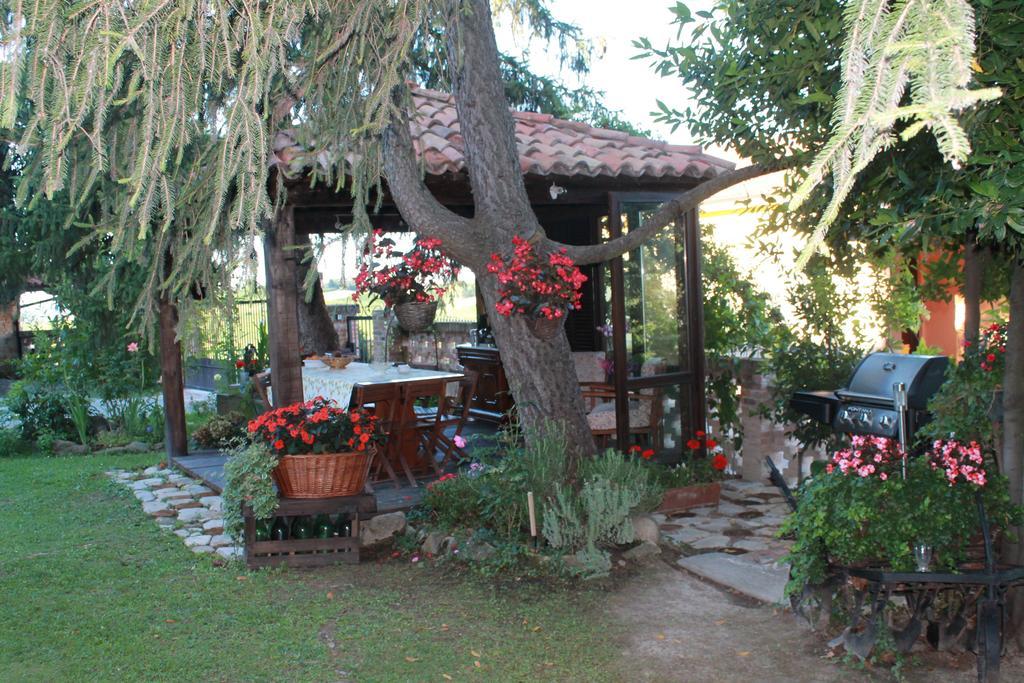 Pensjonat Casa Giuliana Calosso Zewnętrze zdjęcie